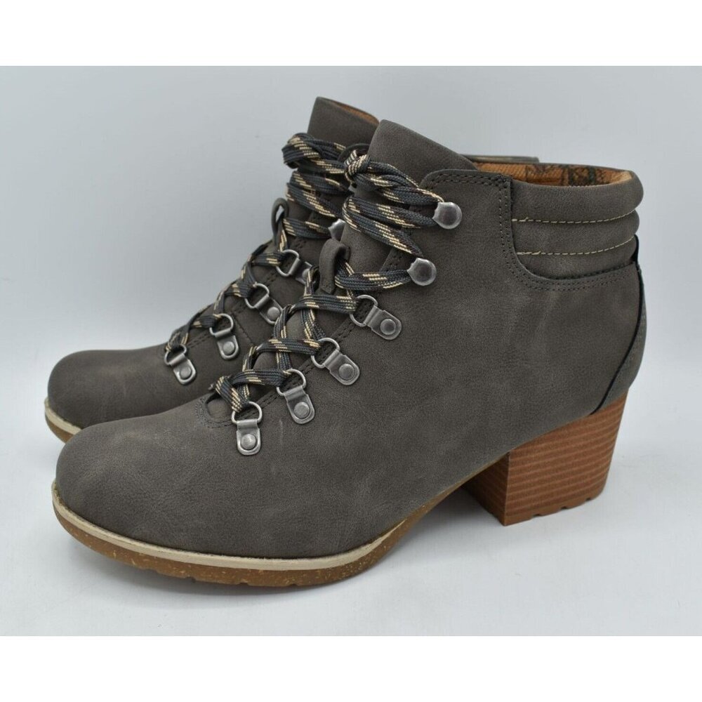 B.O.C By Born Womens Size 8 Alder Light Grey Nubuck PU Heeled Booties Boots